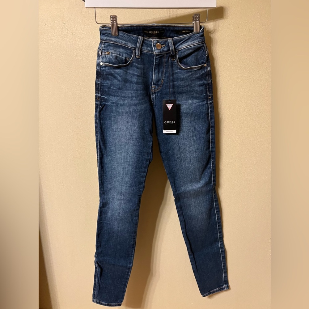 Guess Skinny Jean 24 RG NWT Medium Wash